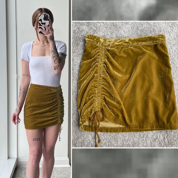 Free People Vivienne Velvet Ruched Mini Skirt 4 Viper Olive Gold Yellow NWOT - Picture 1 of 7